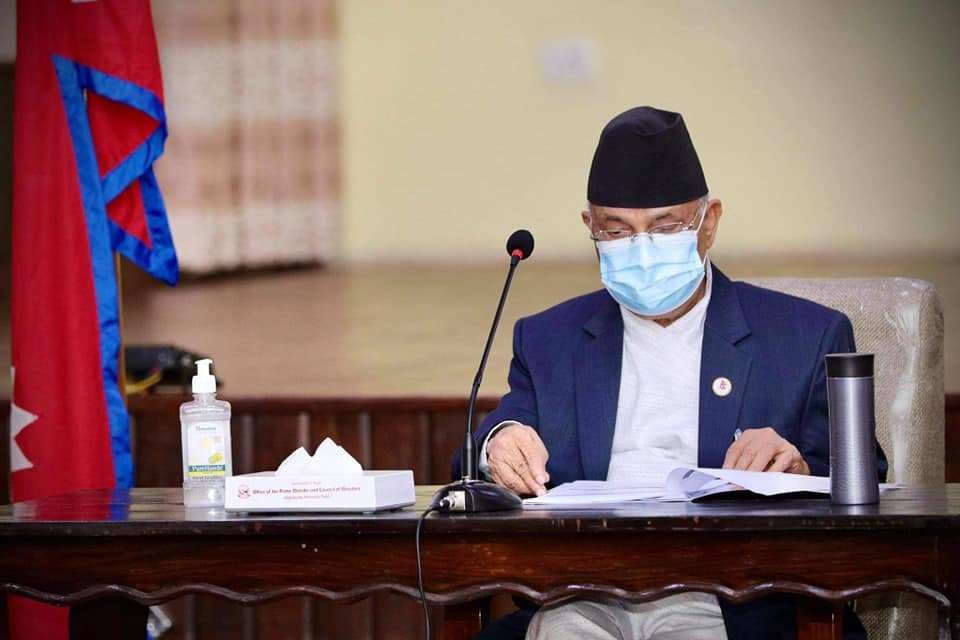 जीवन रक्षालाई महत्त्व दिएर तीज मनाउनु : प्रधानमन्त्री