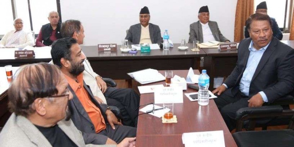 कांग्रेस ले बोलायो केन्द्रीय समिति बैठक