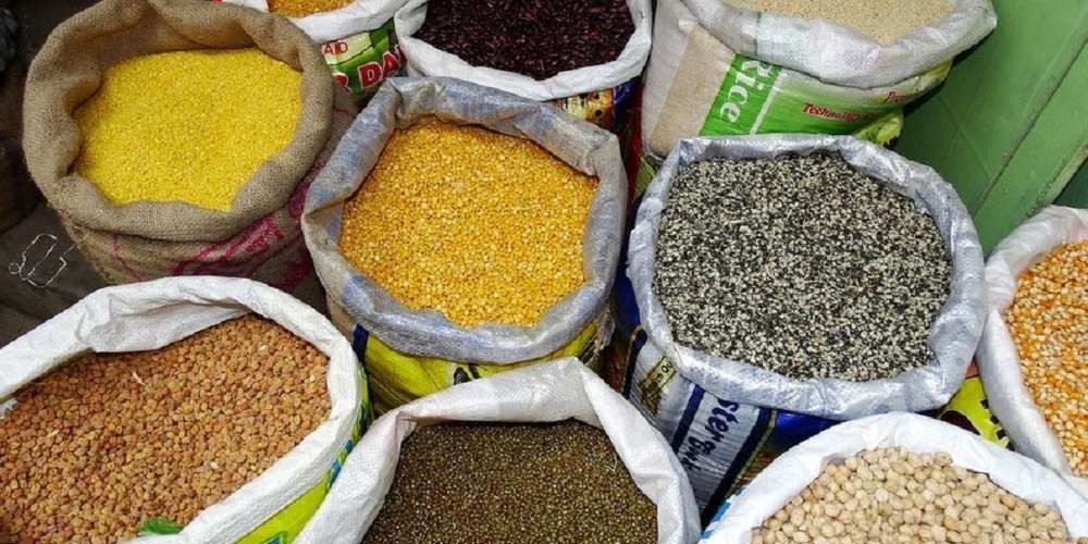 ह्वात्तै बढाइयो दाल र तेलको मूल्य