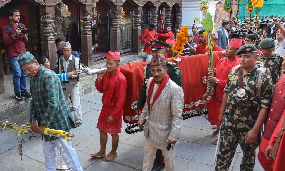 बडा दशैंको सातौं दिन अर्थात्  फूलपाती यसरी मनाइदै
