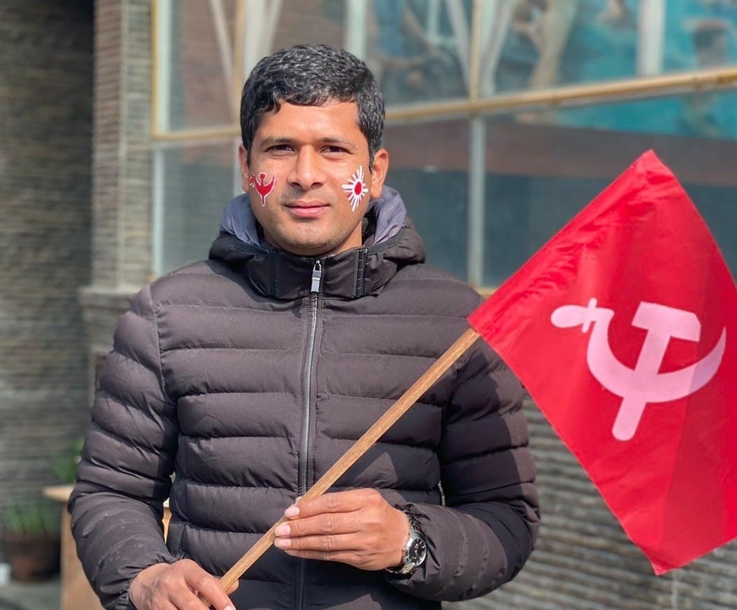 आचार्य सहित तीन जना रत्नपार्कबाट पक्राउ