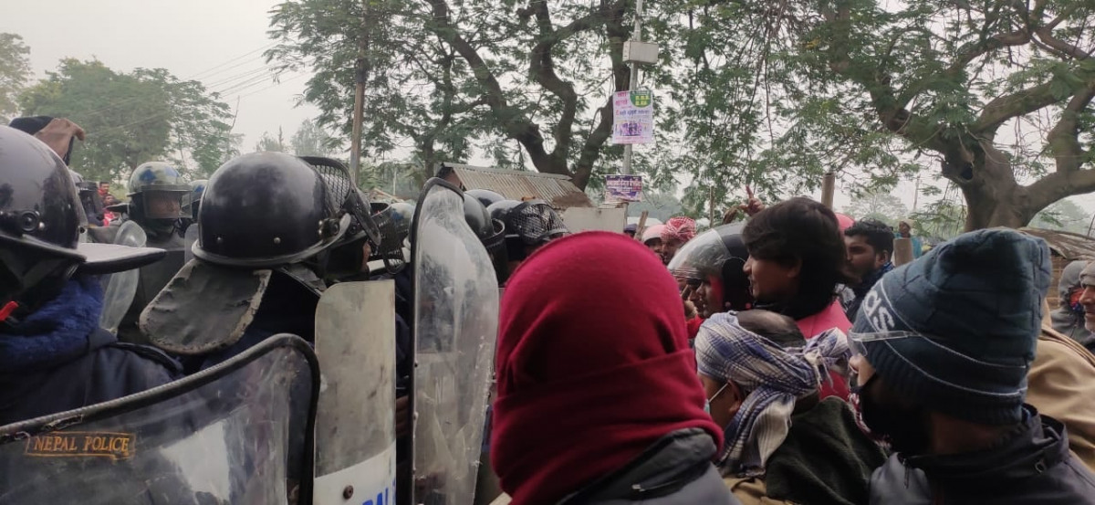 सिके राउतको आन्दोलनले अस्तव्यस्त मधेश, दिउसै गोलि चल्यो, आधा दर्जन भन्दा बढी घाइते