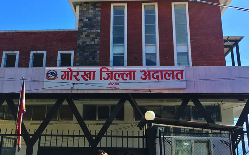 १५ हजार घुस सहित गोरखा जिल्ला अदालतका कर्मचारी पक्राउ