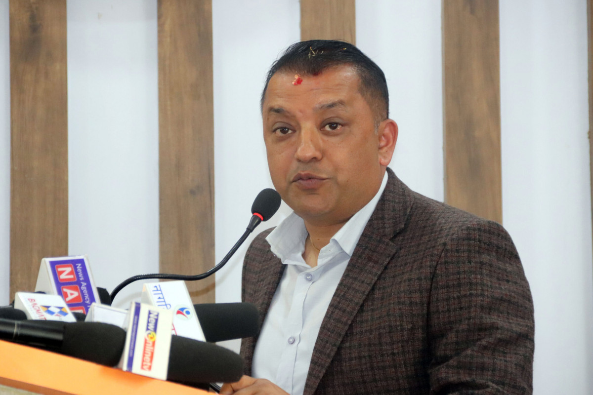 संसदीय दलको नेता परिवर्तनमा प्रयास निरन्तर रहन्छ: गगन थापा
