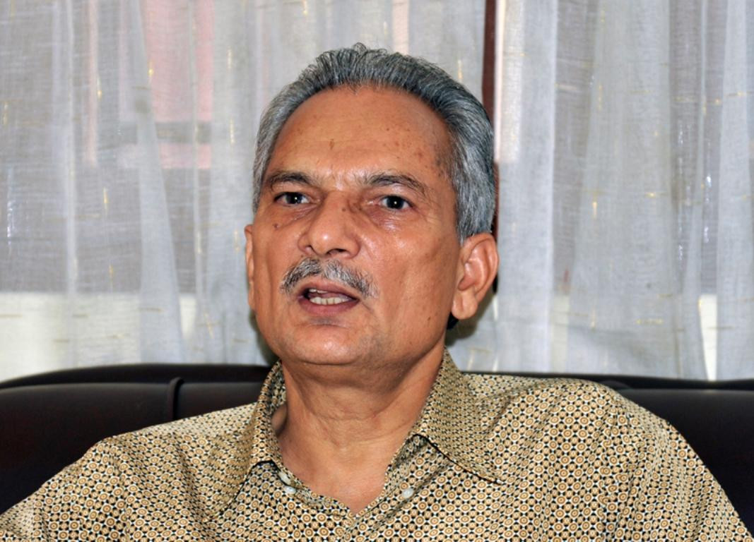 बाबुरामको विश्लेषण : नेपाल भारत-चीन-अमेरिकाको त्रिपक्षीय द्वन्द्वको भू-सामरिक भुमरीमा पर्दैछ