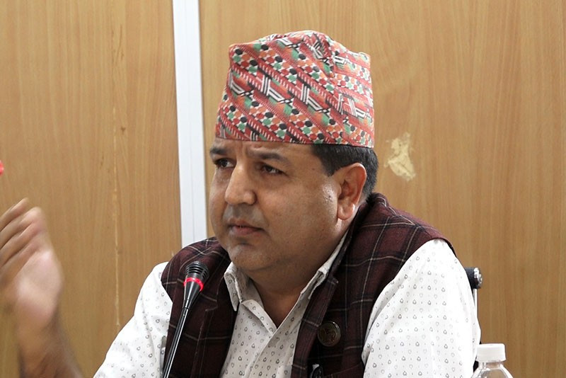 सांसद शर्मालाई थुनामा नराख्न काठमाडौं जिल्ला अदालतको आदेश