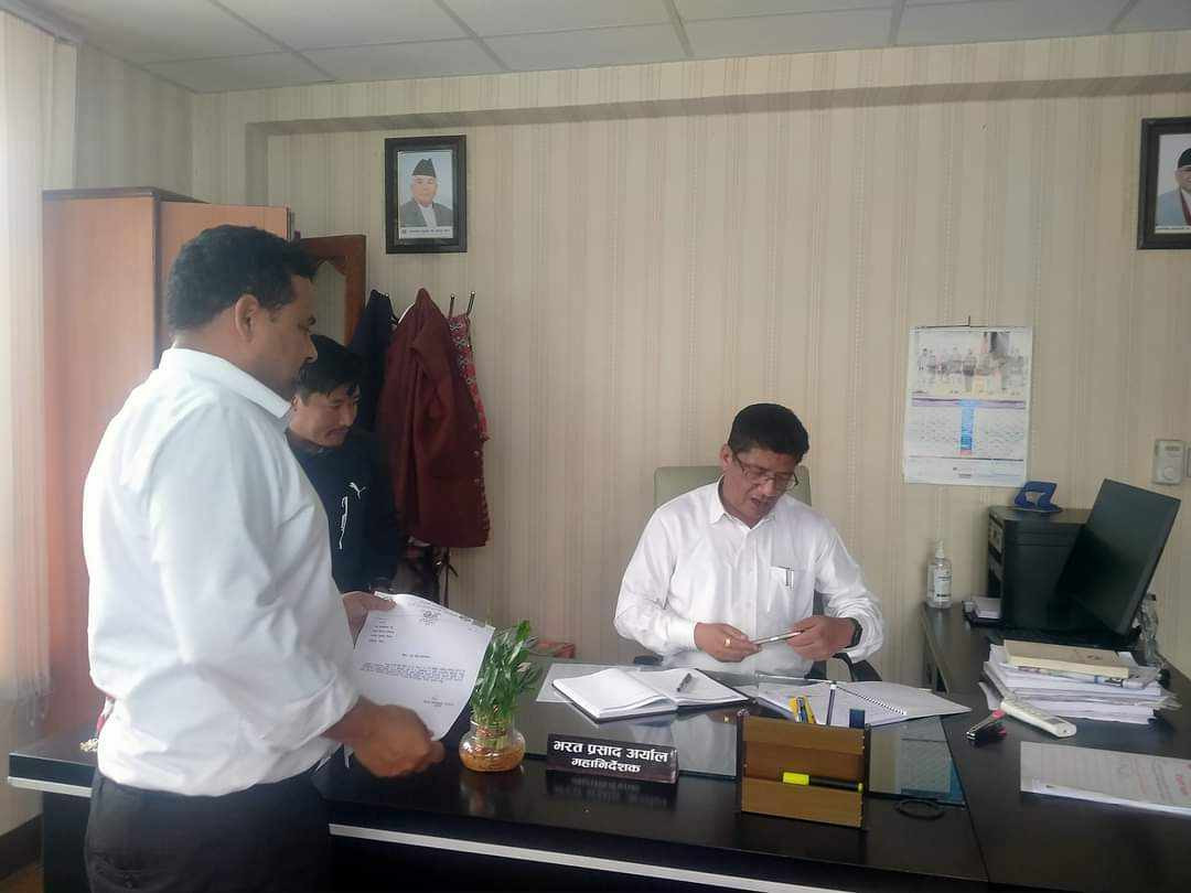 बाढिले क्षति पुर्पुयाएको पुल मर्मत गर्न पालिका अध्यक्षको बिभागलाई ध्यानाकर्षण