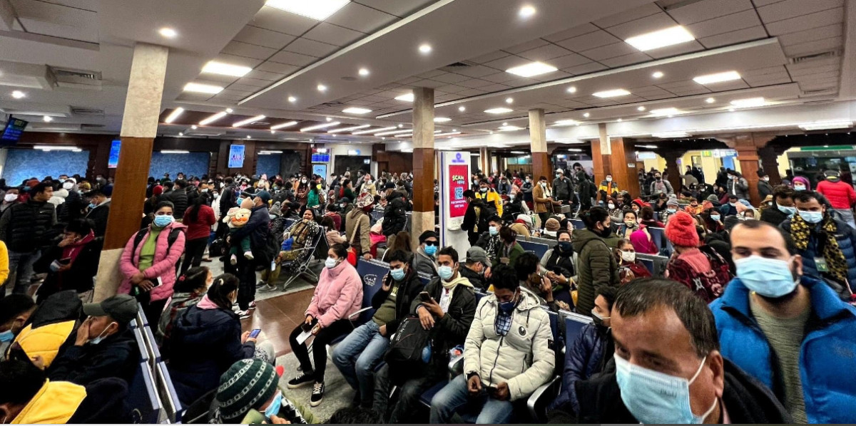 कि हरेक दिन राम्रो खवर सुनाउ, कि किन विदेश गाको भन्दै रोइलो गर्ने काम बन्द गर