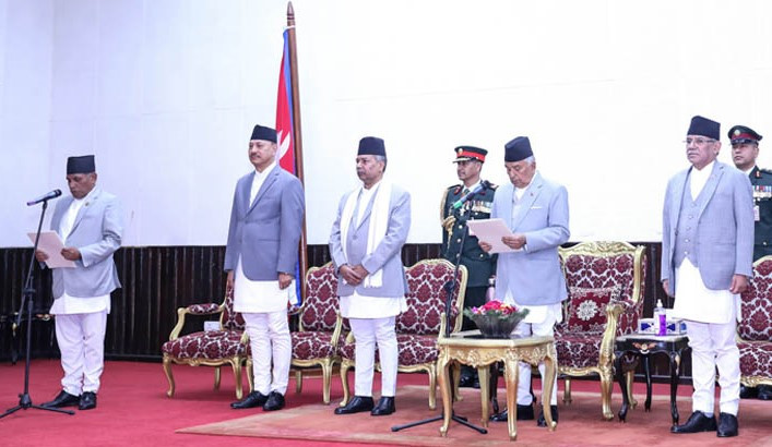 राष्ट्रियसभा अध्यक्ष नारायण  दाहाल लिए शपथ