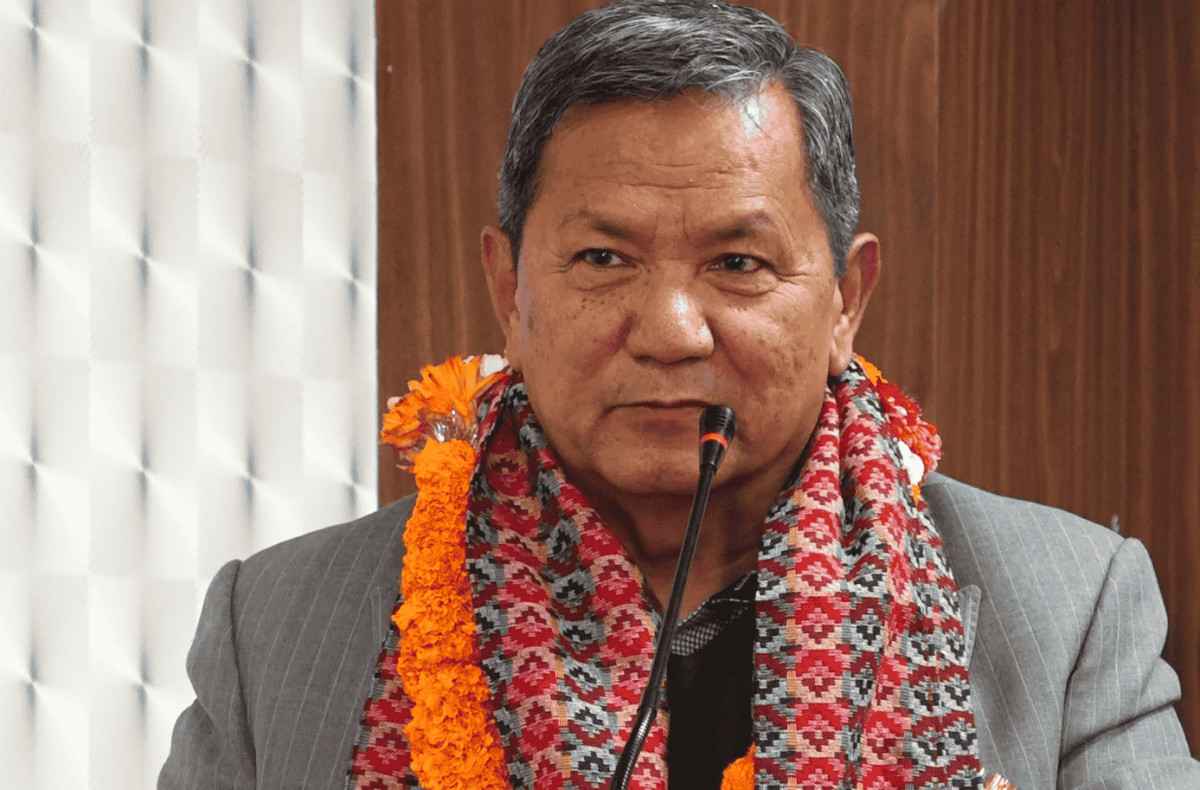 माओवादीहरूले 'जनयुद्ध' बेचेर खाइसके : सञ्चारमन्त्री गुरूङ
