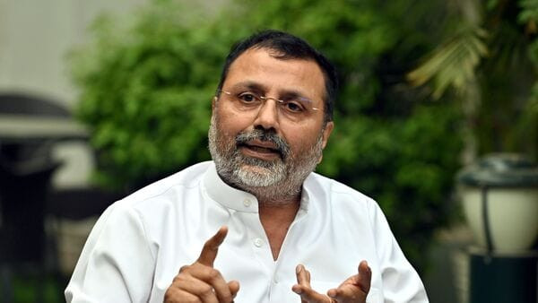 भारतिय कांग्रेसको विदेश नीतिका कारण नेपाल हिन्दू राष्ट्रबाट हटाइयो -  डा. निशिकान्त दुबे